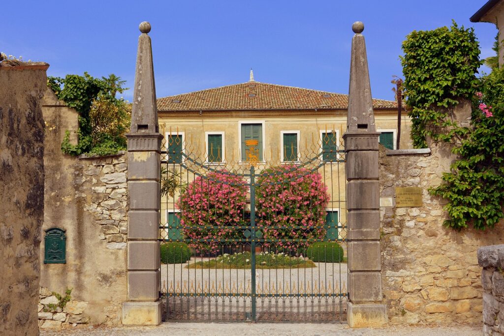 villa, entry, gate, ancient, punta san vigilio, italy, lake garda